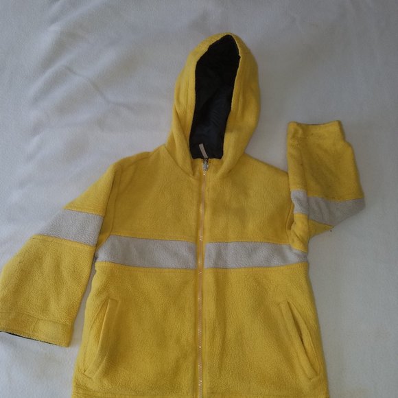 ❤️3/$10 OSHKOSH SIZE 4 Kid's WINTER Hoodie JACKET - Picture 2 of 9